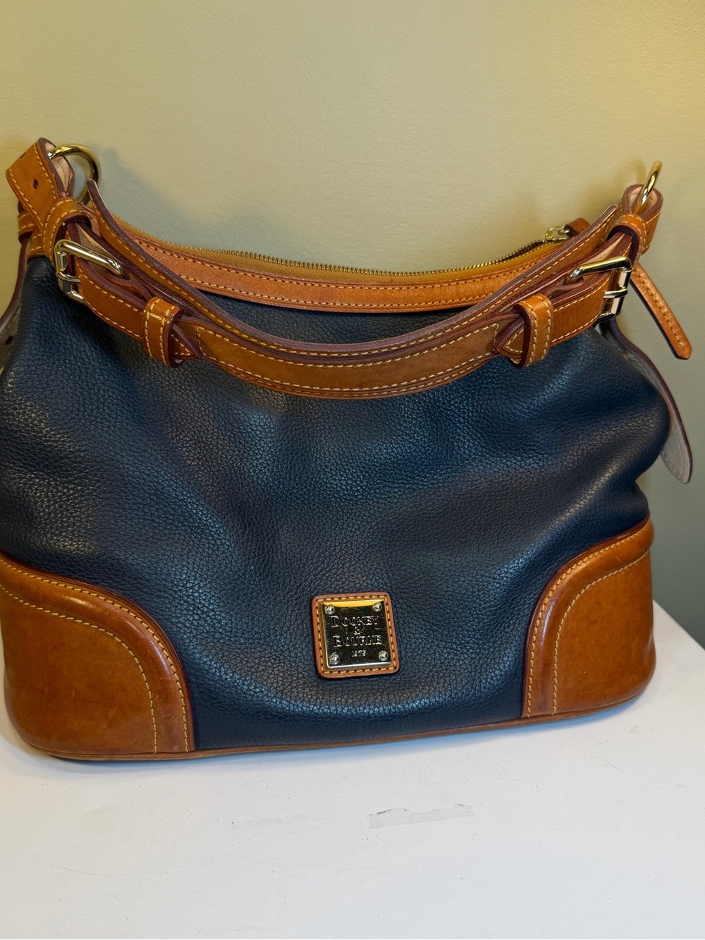 Dooney & Bourke Hobo Navy Pebbled Grain Leather Shoulder Bag Zip Top